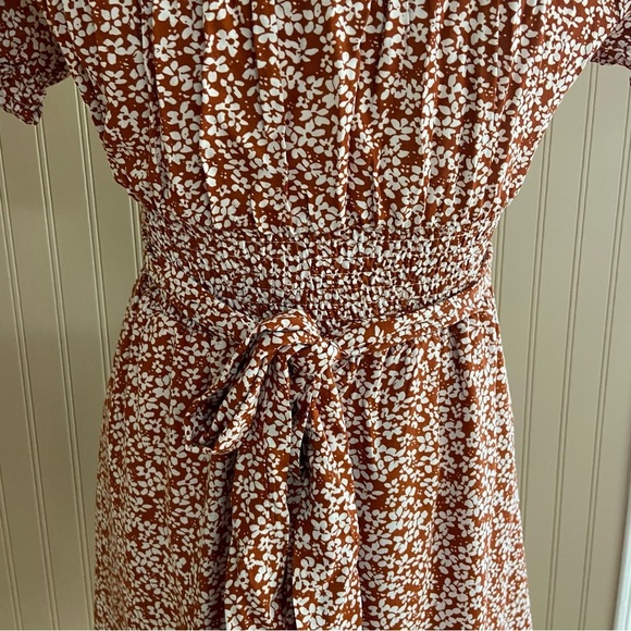 Endless Blu NWT Brown/Rust Coloured Floral Print Flowy Dress Size S - Picture 5 of 10